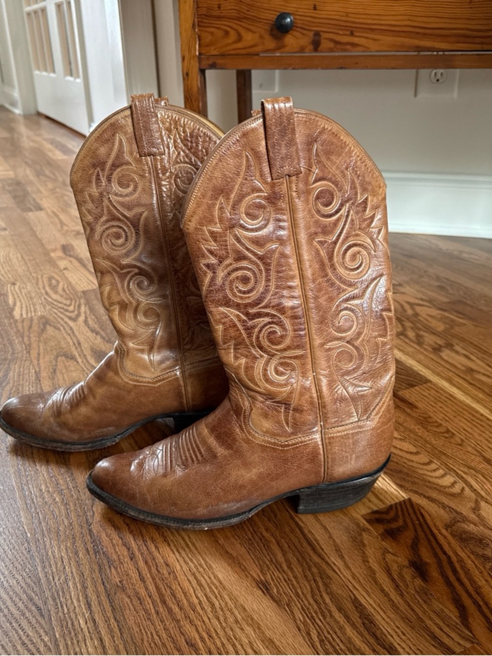 Men’s Sanders Biltrite Cowboy Leather Boots Size 9